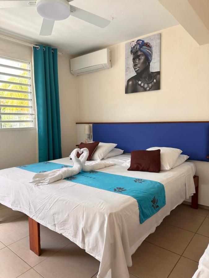 Hotel Douce Vague Сент-Люс Екстер'єр фото